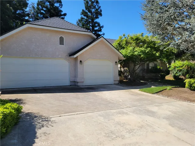 Triple Garage