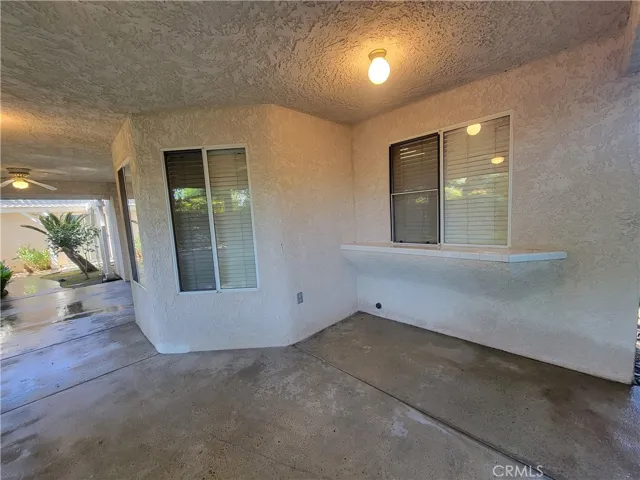 Kitchen Passthrough to Patio!
