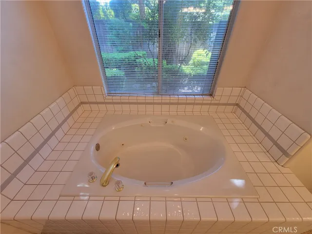 Jet Tub For Just Relaxing