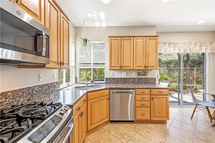 28033 Memory Lane, Valencia, California 91354