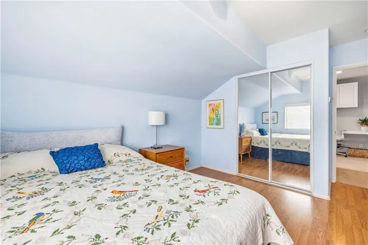 28033 Memory Lane, Valencia, California 91354