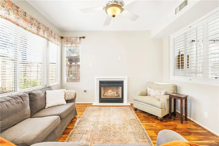 28033 Memory Lane, Valencia, California 91354