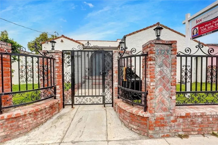 5723 Ensign, North Hollywood, California 91601