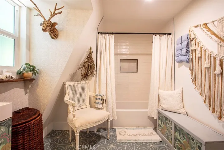 upstairs bathroom