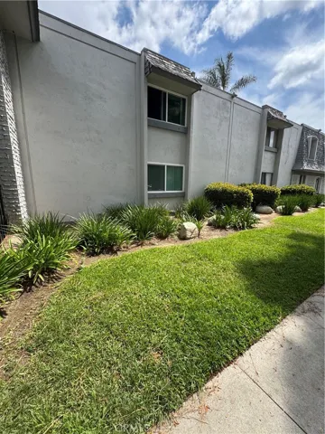 5500 Ackerfield 309, Long Beach, California 90805