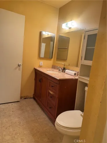 5500 Ackerfield 309, Long Beach, California 90805