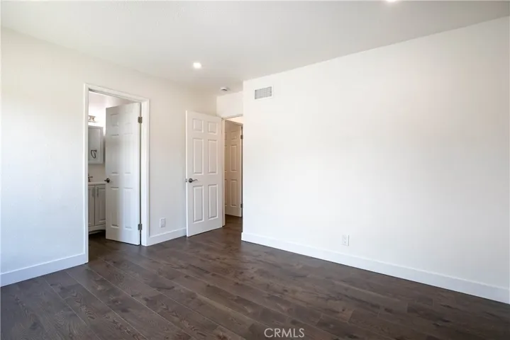 42803 Alexo, Lancaster, California 93536