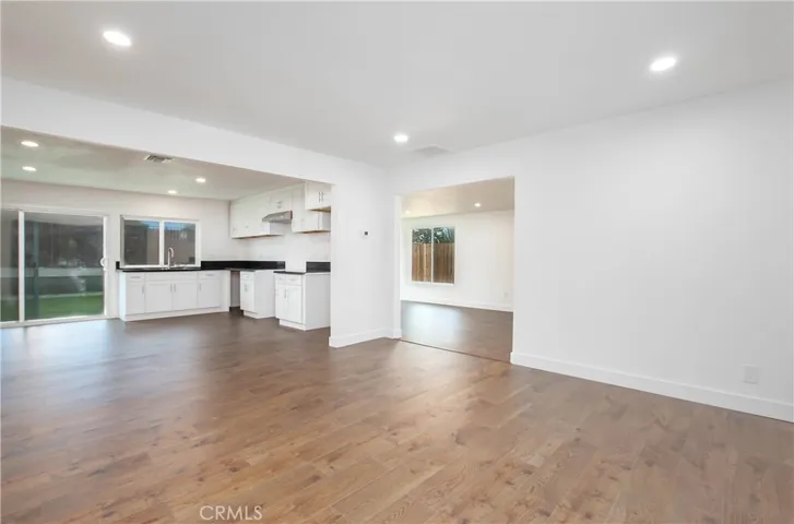 42803 Alexo, Lancaster, California 93536