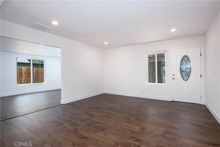 42803 Alexo, Lancaster, California 93536