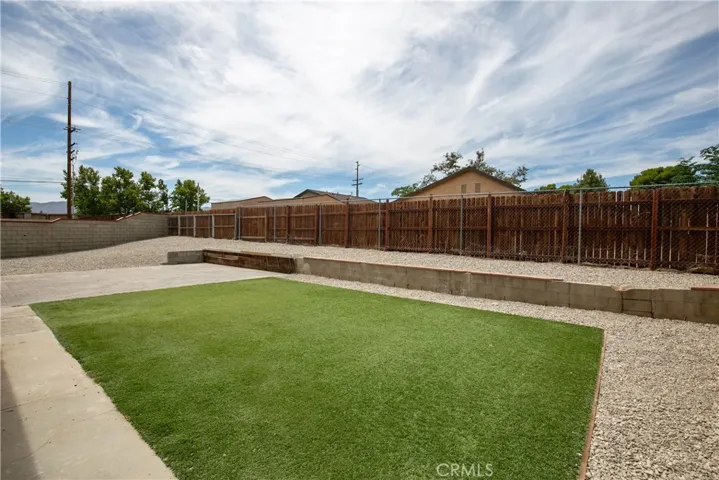 42803 Alexo, Lancaster, California 93536