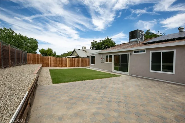 42803 Alexo, Lancaster, California 93536