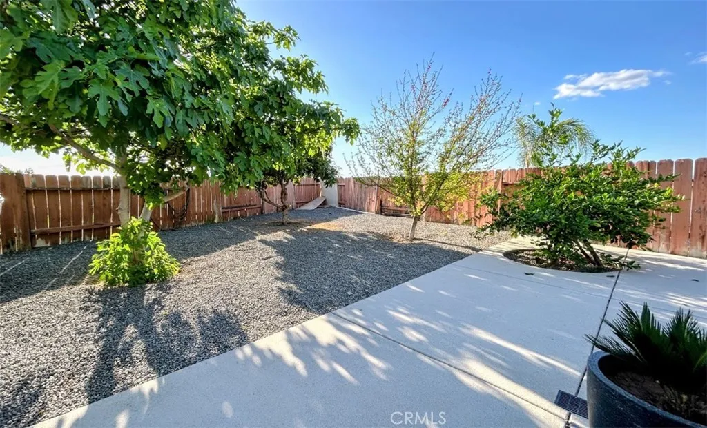Plenty of room to have a garden