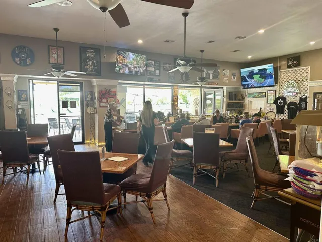 Clubhouse Restaurant and bar