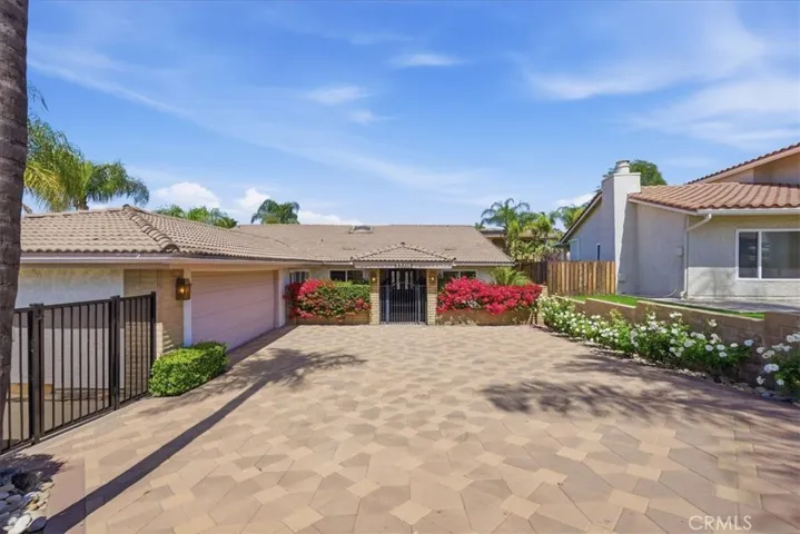 23316 Gray Fox Drive, Canyon Lake, California 92587