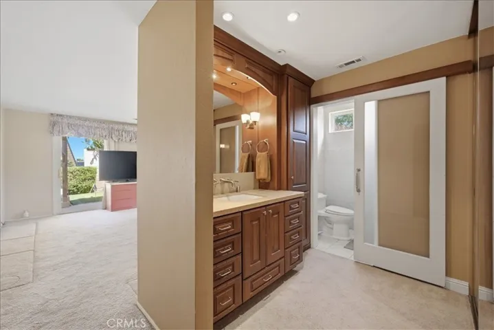 23316 Gray Fox Drive, Canyon Lake, California 92587