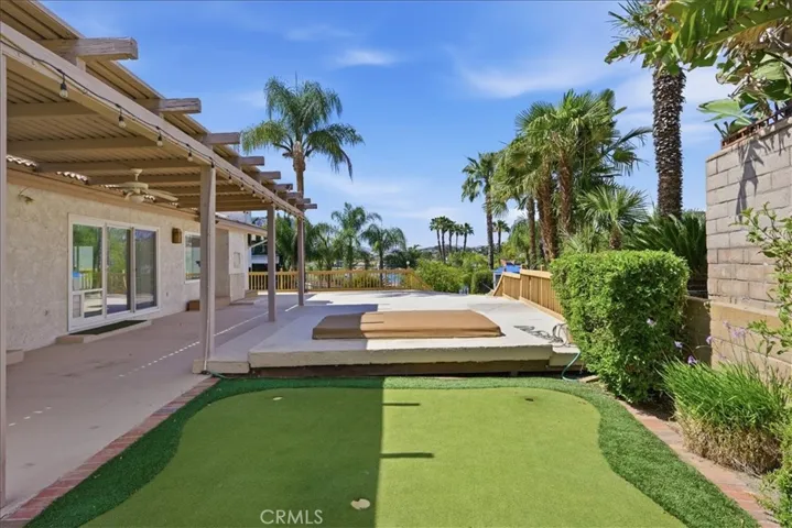 23316 Gray Fox Drive, Canyon Lake, California 92587