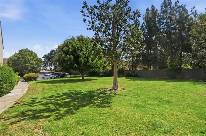 huge parklike area for outdoor entertainment