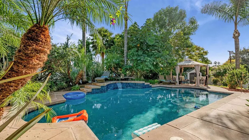 9201 Brookside Circle, Spring Valley, California 91977