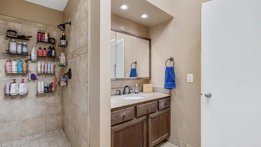 9201 Brookside Circle, Spring Valley, California 91977