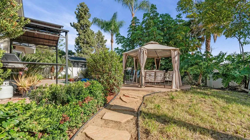 9201 Brookside Circle, Spring Valley, California 91977