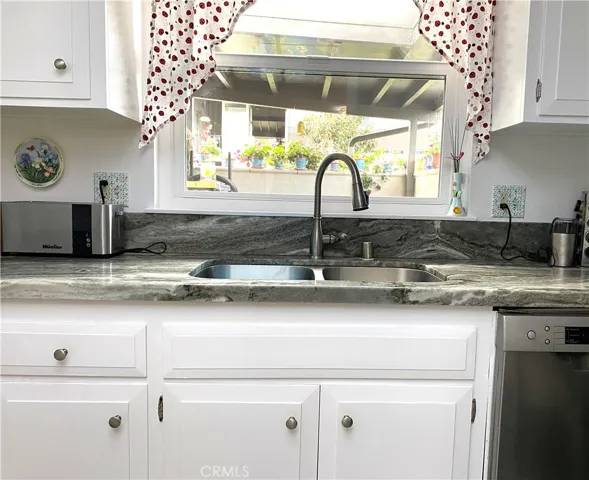 1851 Mckinney Way, Seal Beach, California 90740
