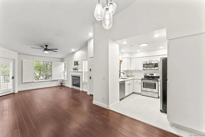 Nice open layout with the dining room, kitchen living room
