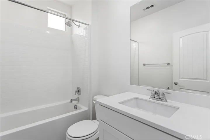 Shared full bath