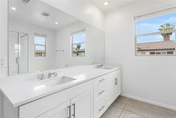 Ensuite bath