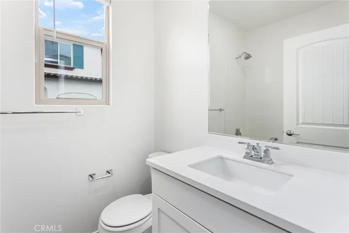 Downstairs full bath