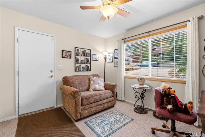 Bedroom /office