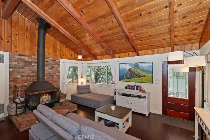 2452 Spring, Running Springs, California 92382