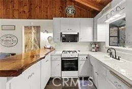 2452 Spring, Running Springs, California 92382