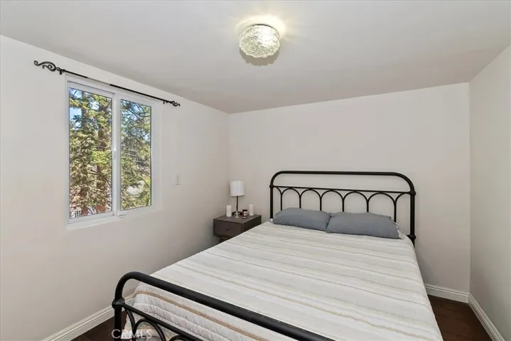 Studio-Bedroom 3