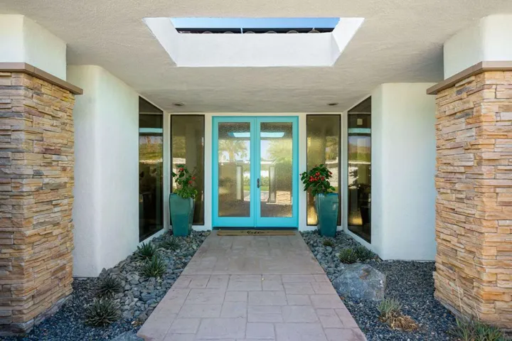 20-web-or-mls-TKApache_OPMG_0426_020