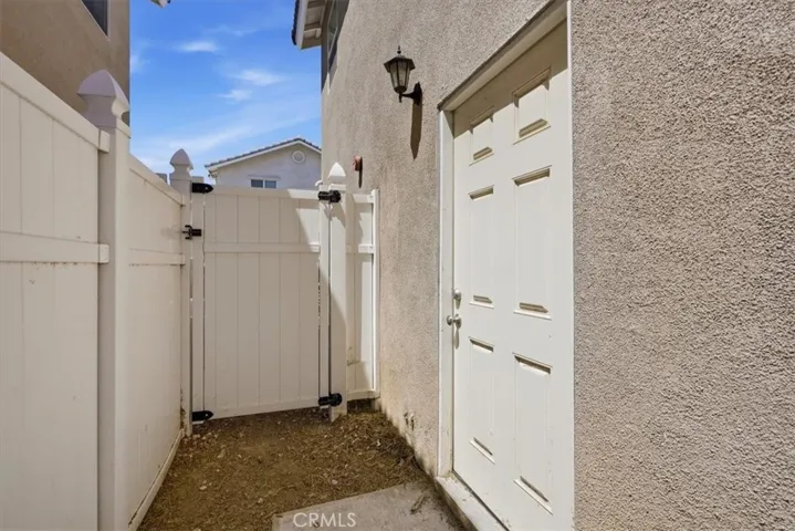 10128 Camino De Rosa, Riverside, California 92503
