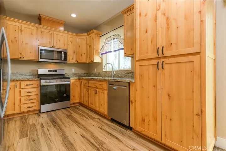 6092 Cliff Drive, Paradise, California 95969