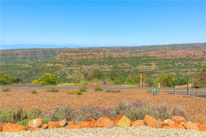 6092 Cliff Drive, Paradise, California 95969