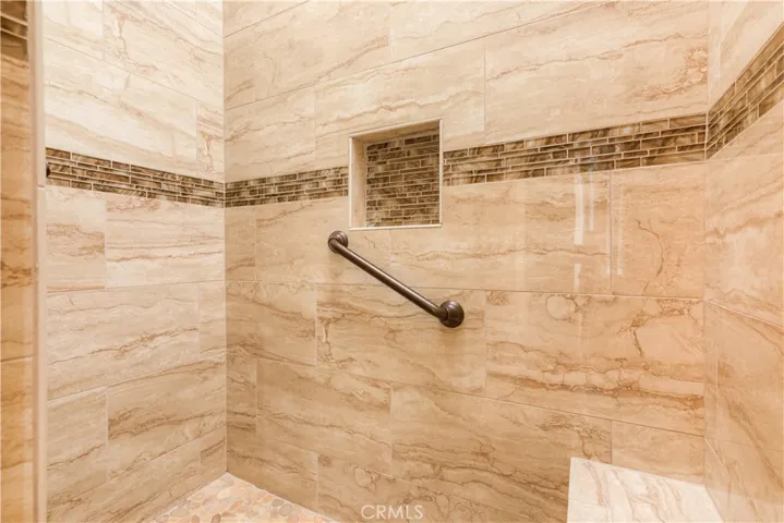 6092 Cliff Drive, Paradise, California 95969