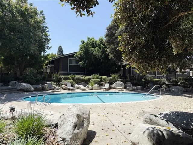 231 Springview, Irvine, California 92620
