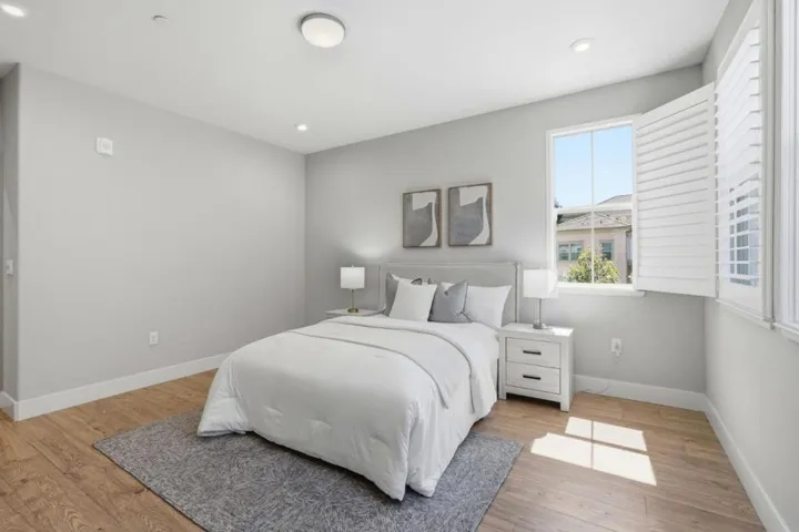 560 Saint Remi Terrace 1, Sunnyvale, California 94085