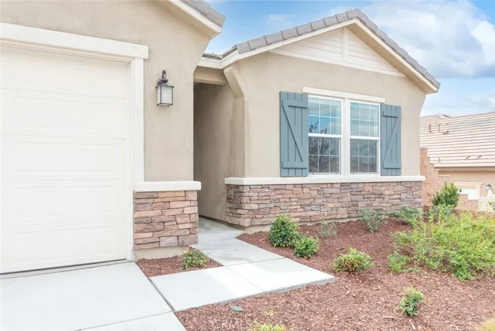 41031 Burnet Street, Lake Elsinore, California 92532