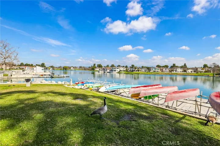 Boat rental in South Lake.