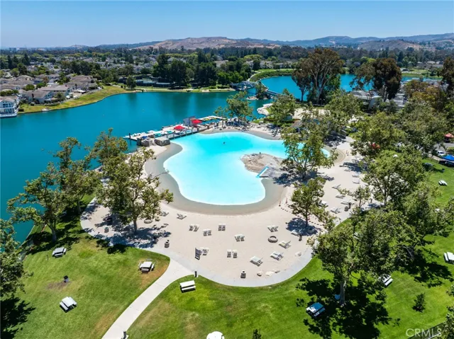 South Lake Lagoon in summer time.