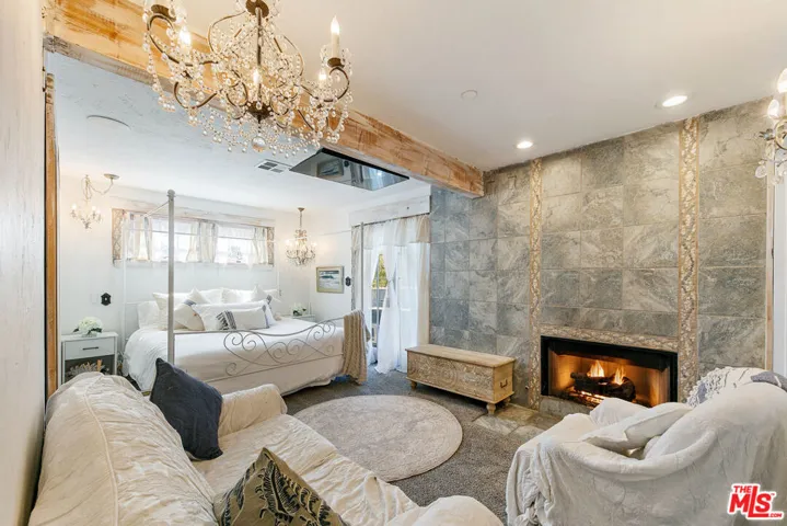 primary suite