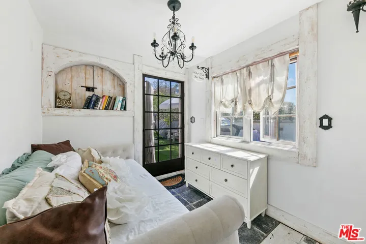 rooftop room