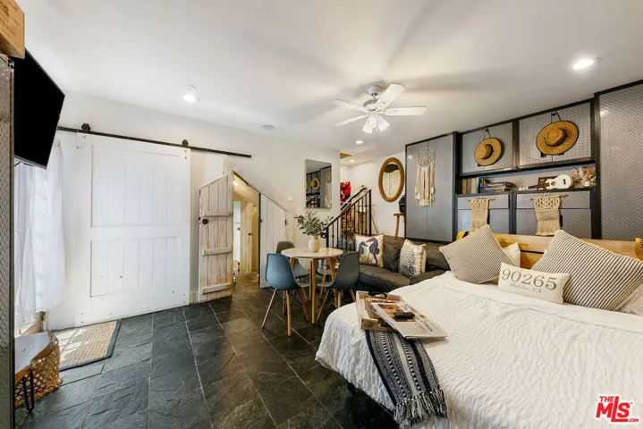 lower guest suite B