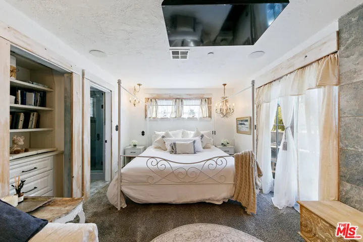 primary suite
