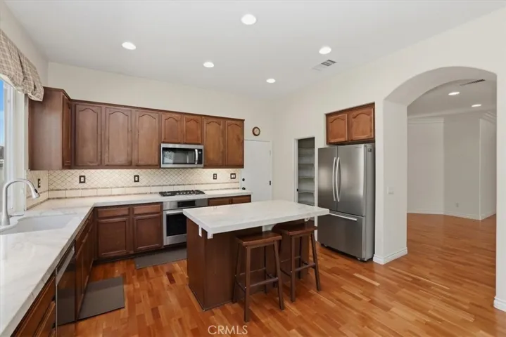 41515 Grand View, Murrieta, California 92562
