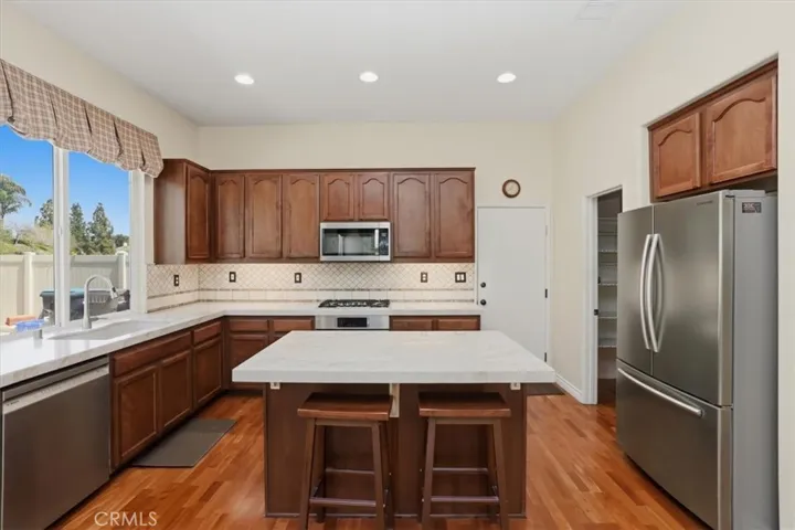 41515 Grand View, Murrieta, California 92562
