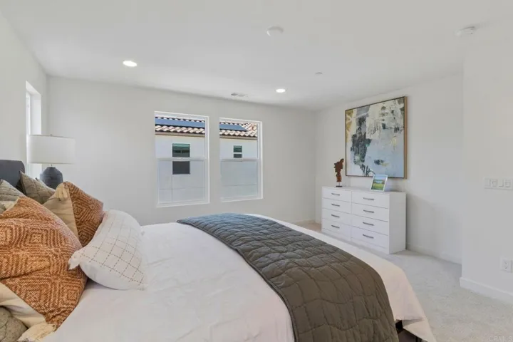 717 Kingbird Loop, Oceanside, California 92058